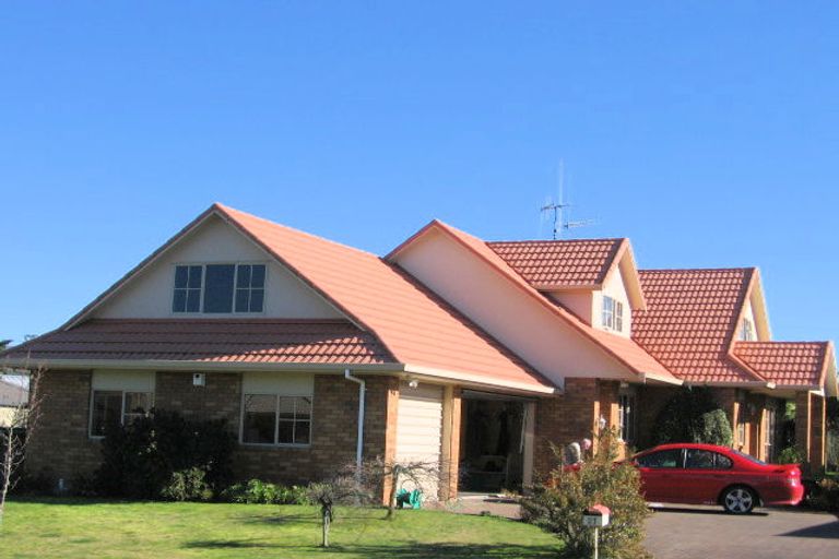 Photo of property in 27 Cherrywood Street, Pukete, Hamilton, 3200