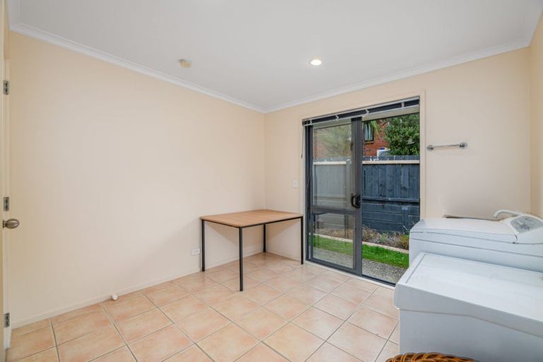 Photo of property in 9 Chelmsley Avenue, Henderson, Auckland, 0612