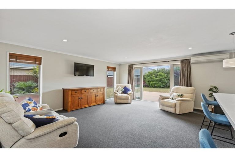 Photo of property in 19 Stationmasters Way, Prebbleton, 7604