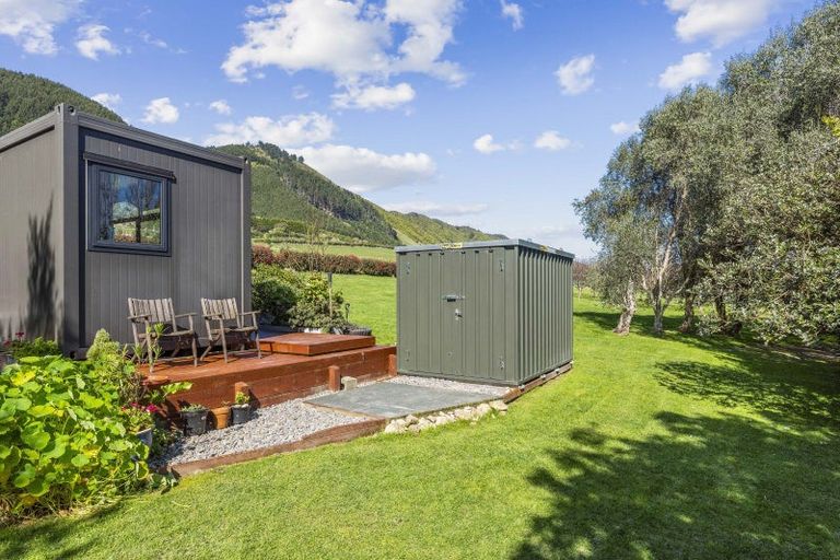 Photo of property in 32 Hadfield Road, Peka Peka, Waikanae, 5391