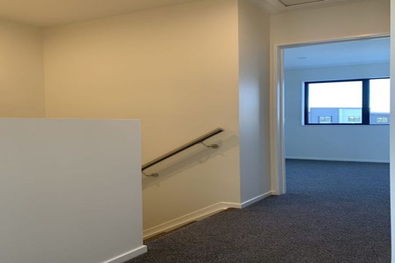 Photo of property in 37 Jabuka Street, Glen Eden, Auckland, 0602