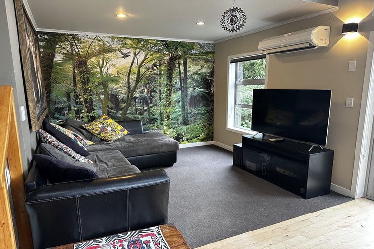 Photo of property in 167 Owhiwa Road, Parua Bay, Onerahi, 0192