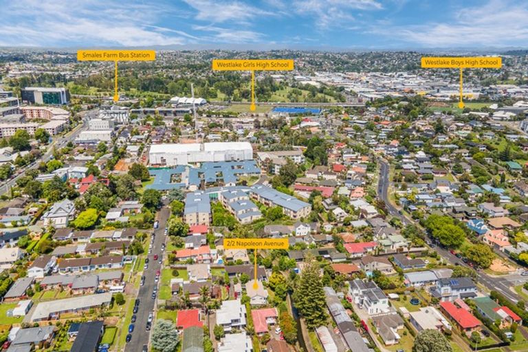 Photo of property in 2/2 Napoleon Avenue, Milford, Auckland, 0620