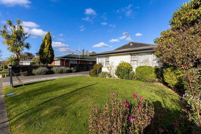 Photo of property in 108 Benmore Avenue, Cloverlea, Palmerston North, 4412