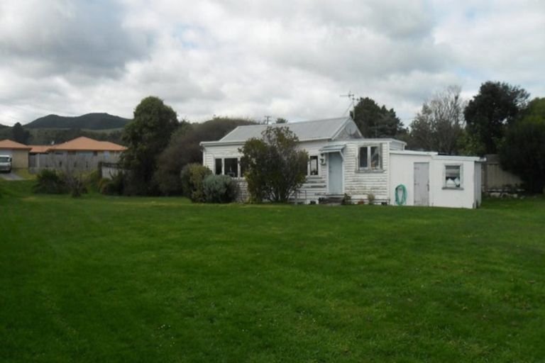Photo of property in 131 Matai Road, Raumati Beach, Paraparaumu, 5032