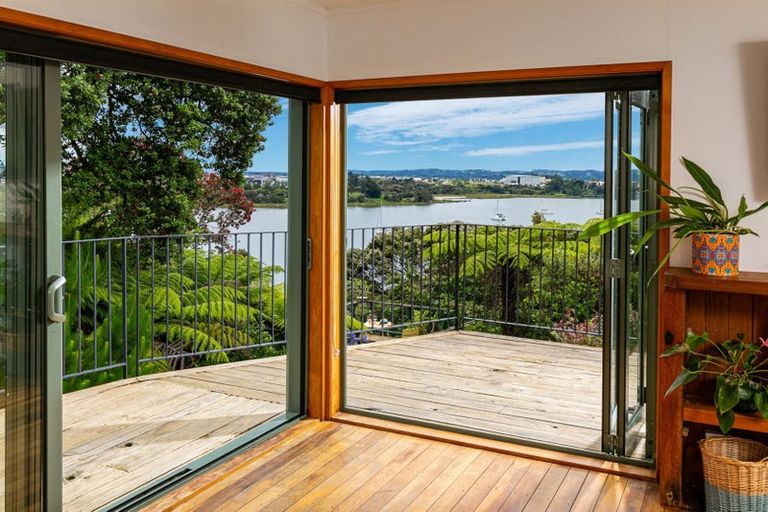 Photo of property in 41-43 Dakota Avenue, Beach Haven, Auckland, 0626