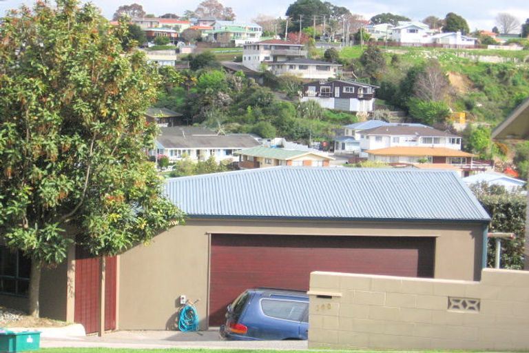 Photo of property in 140 Hinewa Road, Otumoetai, Tauranga, 3110