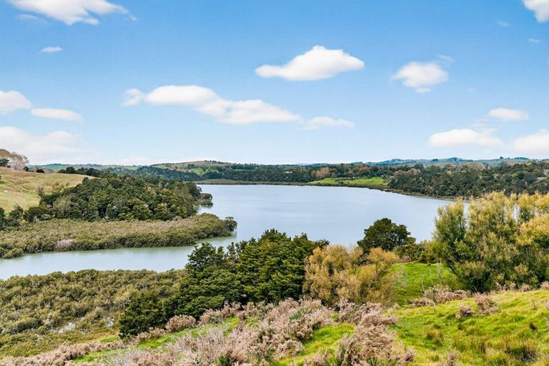 Photo of property in 102b James Road, Maungaturoto, 0587