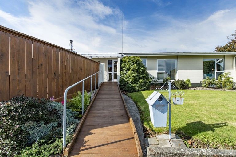Photo of property in 6 Palmer Street, Rangiora, 7400