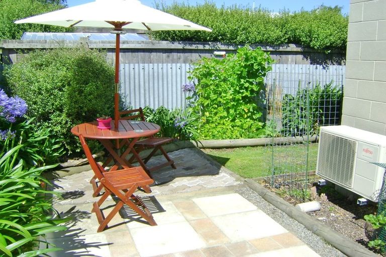 Photo of property in 2/4 Jordan Street, Sydenham, Christchurch, 8023