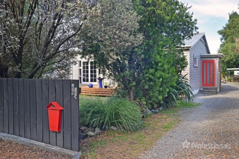 Photo of property in 27 Clifton Avenue, Carterton, 5713