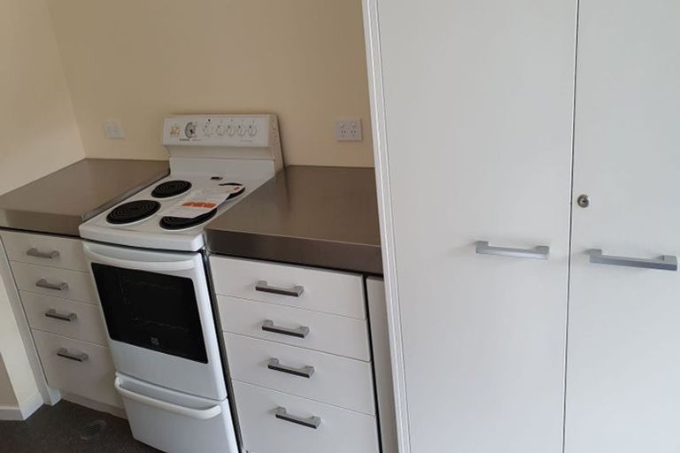 Photo of property in 21 Olivia Crescent, Tawa, Wellington, 5028