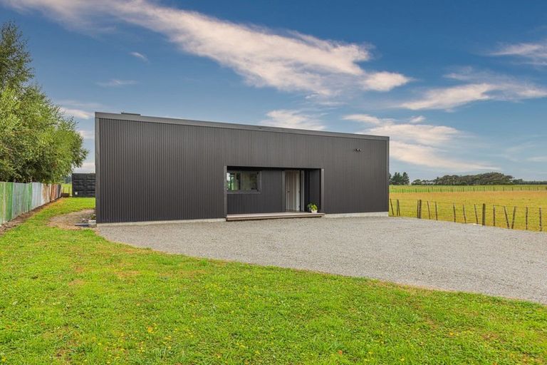 Photo of property in 83 Marumaru Street, Marton, 4710