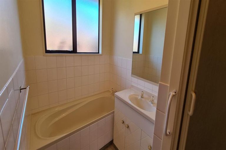 Photo of property in 1/16 Dumfries Drive, Hei Hei, Christchurch, 8042