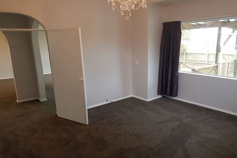 Photo of property in 11 Russell Road, Fairy Springs, Rotorua, 3015