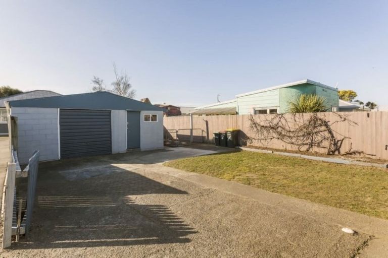 Photo of property in 9 Sylvia Street, Parklands, Christchurch, 8083