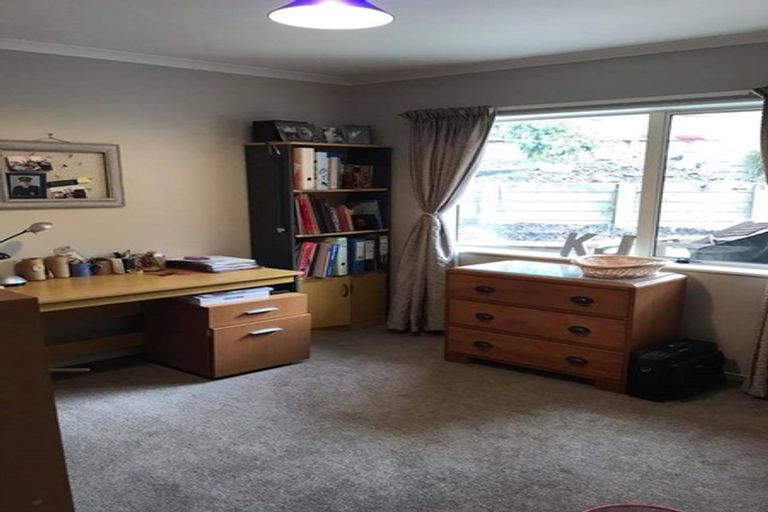 Photo of property in 14 Kennedy Place, Waikanae Beach, Waikanae, 5036