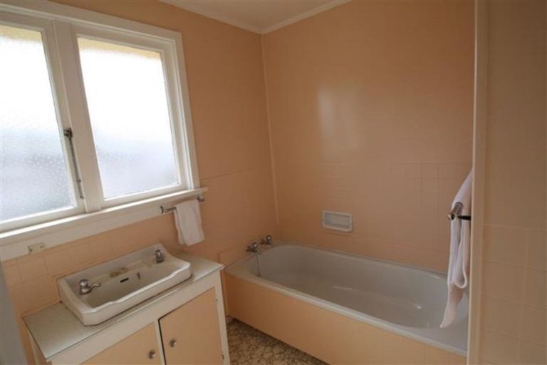 Photo of property in 11 Argyle Street, Mosgiel, 9024