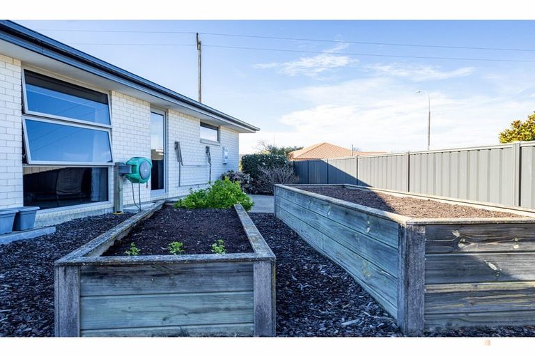 Photo of property in 24 Tancred Street, Geraldine, 7930