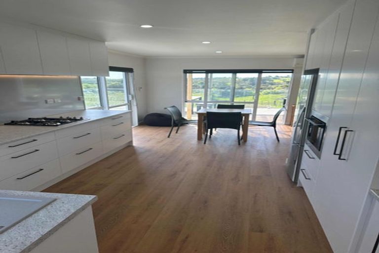 Photo of property in 7 Cottle Road, Taupaki, Henderson, 0782