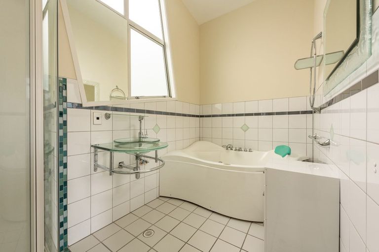 Photo of property in Hb Apartments, 6/3 Holland Street, Te Aro, Wellington, 6011