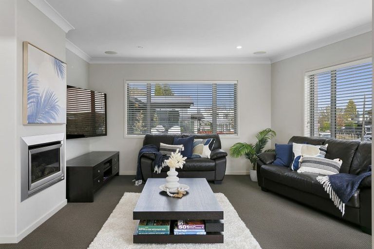 Photo of property in 13 Pokaka Crescent, Wharewaka, Taupo, 3330