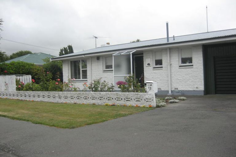 Photo of property in 2/2 Bowen Street, Upper Riccarton, Christchurch, 8041