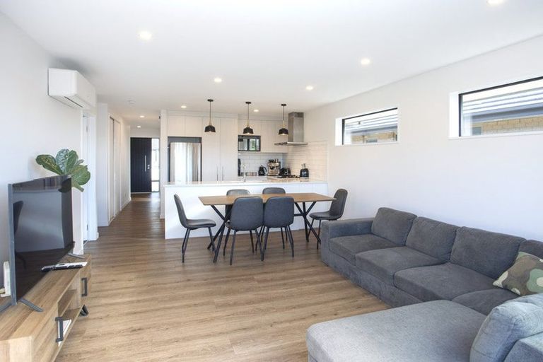 Photo of property in 4 Koral Lane, Broomfield, Christchurch, 8042