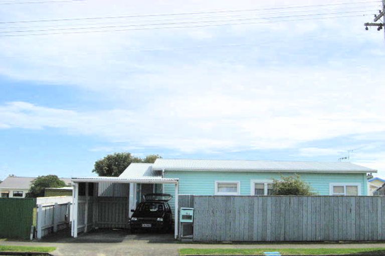 Photo of property in 6a Cambridge Street, Gonville, Wanganui, 4501