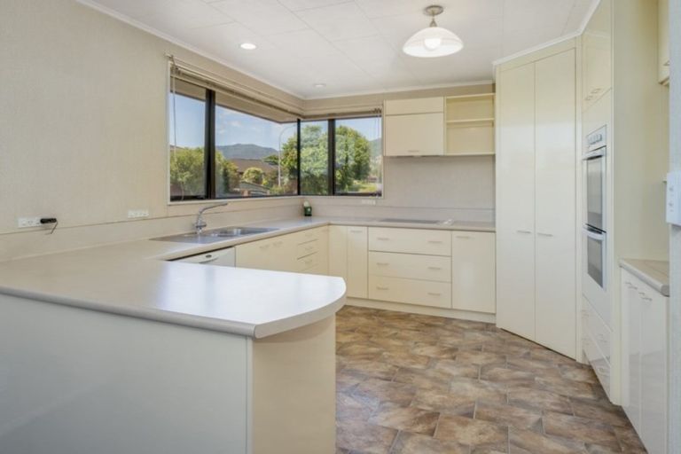 Photo of property in 5 Stead Crescent, Stoke, Nelson, 7011