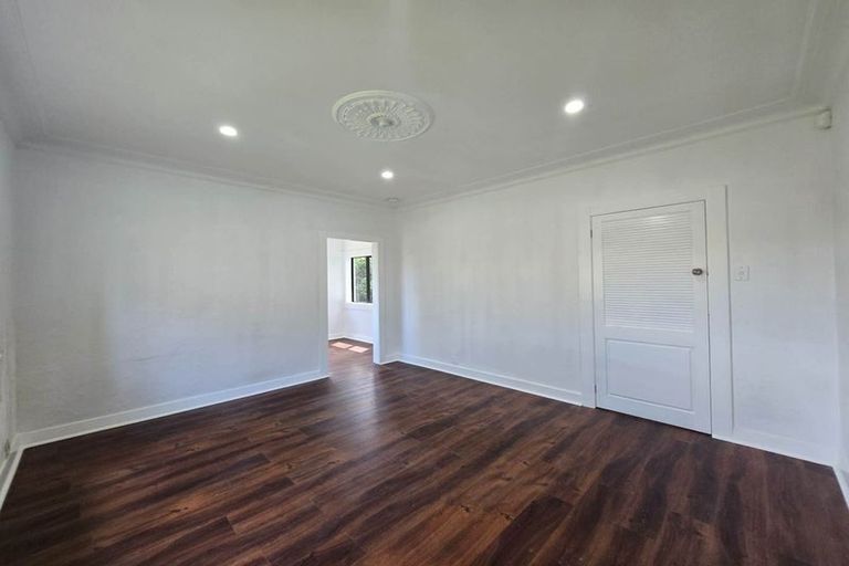 Photo of property in 1 Bledisloe Street, Papatoetoe, Auckland, 2104