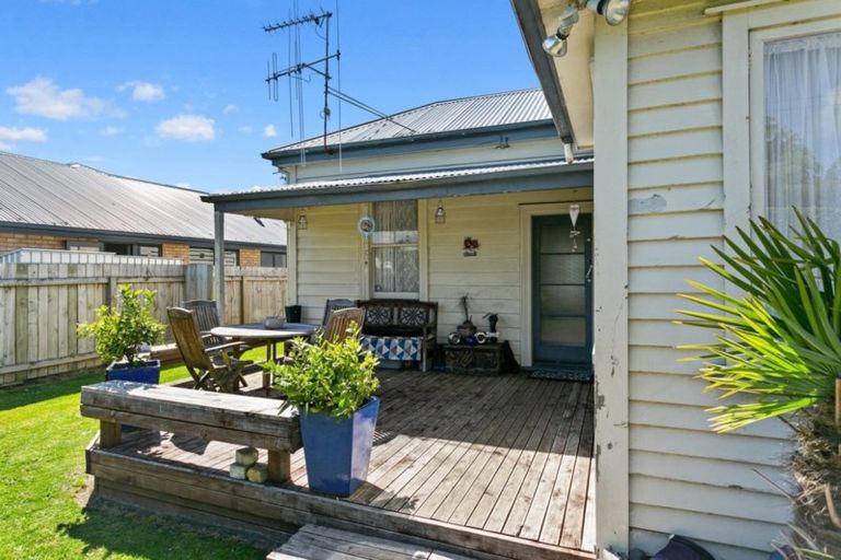 Photo of property in 198 Shakespeare Street, Leamington, Cambridge, 3432