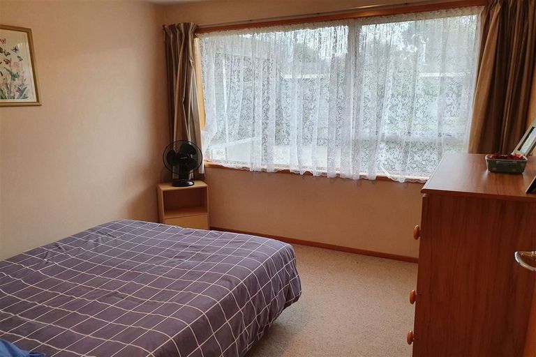 Photo of property in 11 Kuaka Crescent, Bromley, Christchurch, 8062