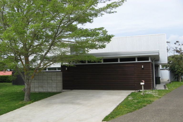 Photo of property in 21 Cloverfields Drive, Waimauku, 0812