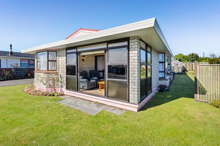 Photo of property in 25 Koromiko Street, Inglewood, 4330