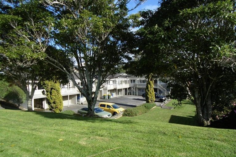 Photo of property in 170c Queen Street, Northcote Point, Auckland, 0627