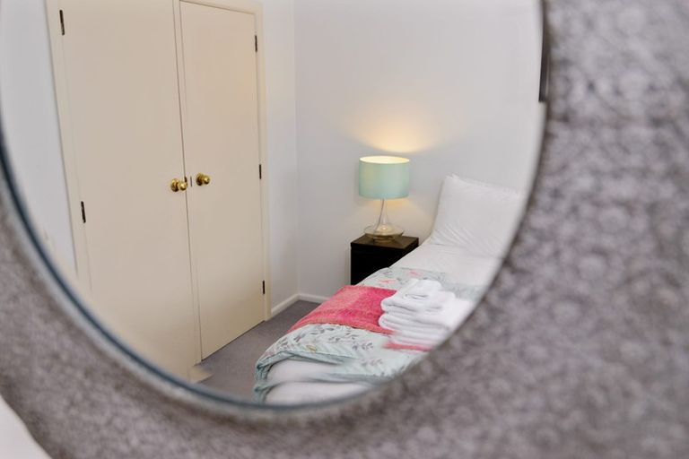 Photo of property in 2/98 Office Road, Merivale, Christchurch, 8014