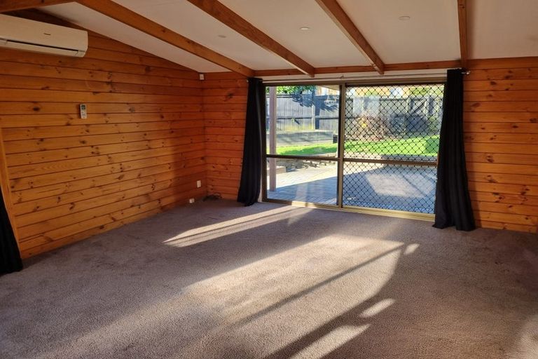 Photo of property in 9 Charles Prevost Drive, The Gardens, Auckland, 2105