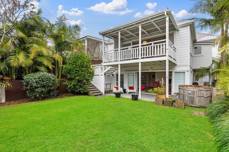 Photo of property in 15 Grosvenor Street, Grey Lynn, Auckland, 1021