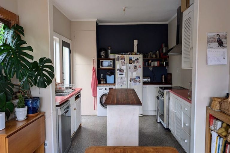 Photo of property in 152 Coromandel Street, Newtown, Wellington, 6021