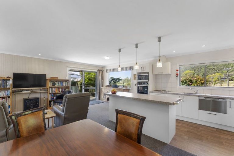 Photo of property in 247b Waikawa Road, Waikawa, Picton, 7220