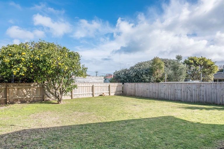 Photo of property in 30a Toru Road, Paraparaumu Beach, Paraparaumu, 5032