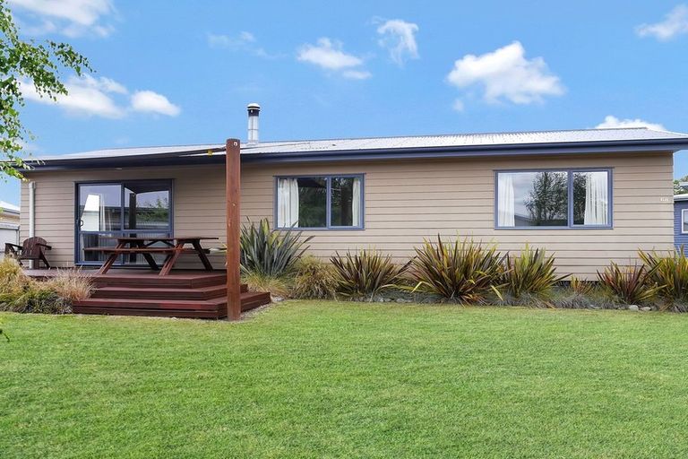 Photo of property in 68 Rhoboro Road, Twizel, 7901