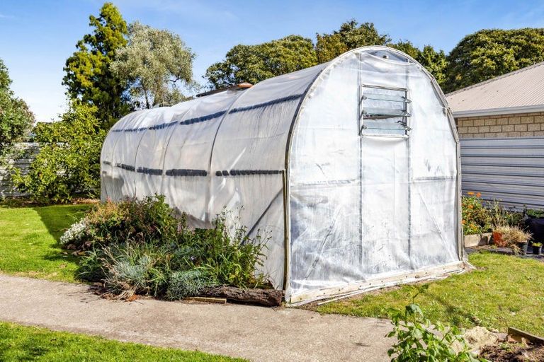 Photo of property in 51 Dixon Avenue, Hawera, 4610