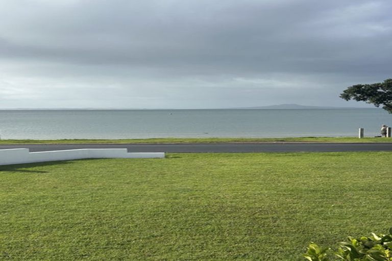 Photo of property in 31 Arkles Strand, Arkles Bay, Whangaparaoa, 0932