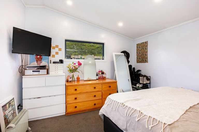 Photo of property in 84 Wilkie Crescent, Naenae, Lower Hutt, 5011