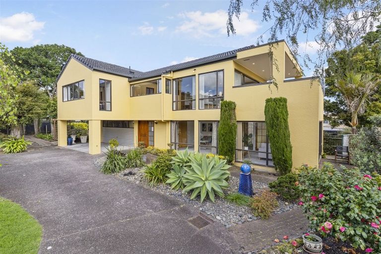 Photo of property in 2/27 Macleans Road, Bucklands Beach, Auckland, 2014