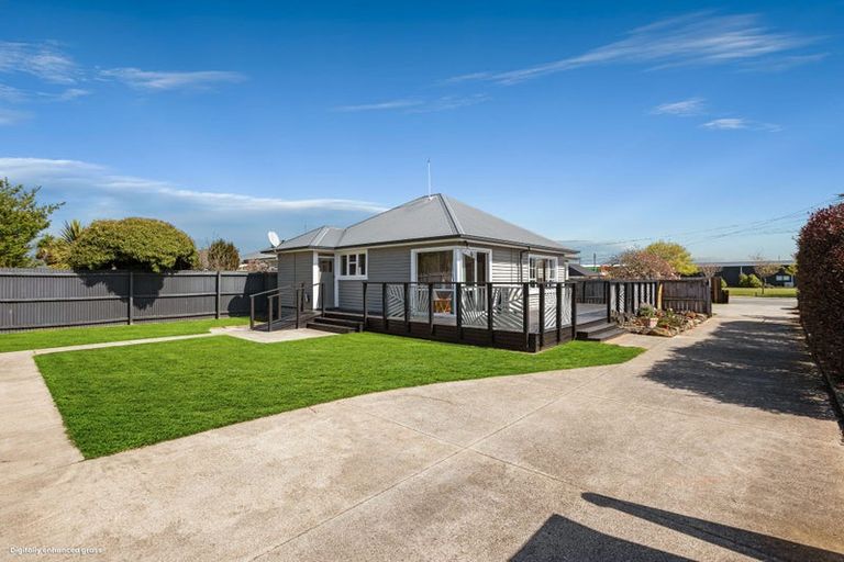 Photo of property in 242 Bower Avenue, North New Brighton, Christchurch, 8083