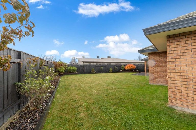 Photo of property in 48 Branigan Parade, Kelvin Grove, Palmerston North, 4414