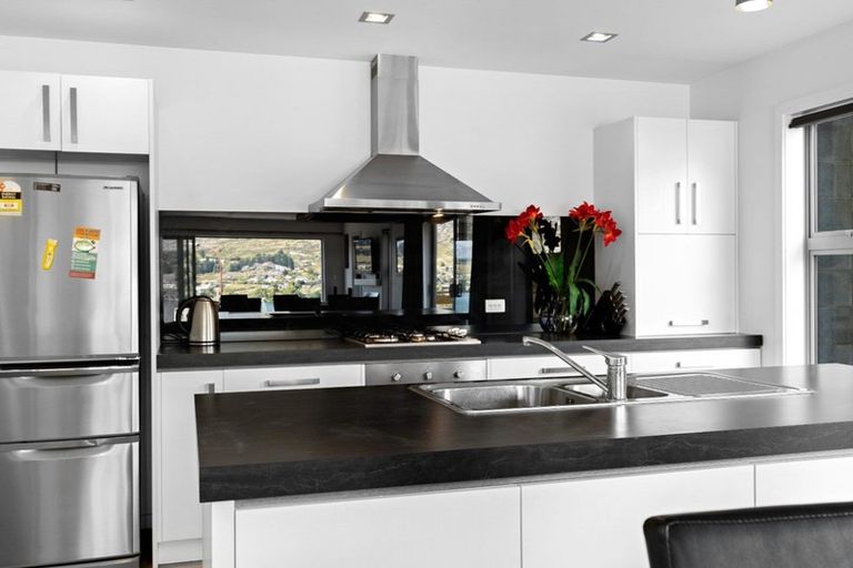 Photo of property in 4a De La Mare Place, Frankton, Queenstown, 9300